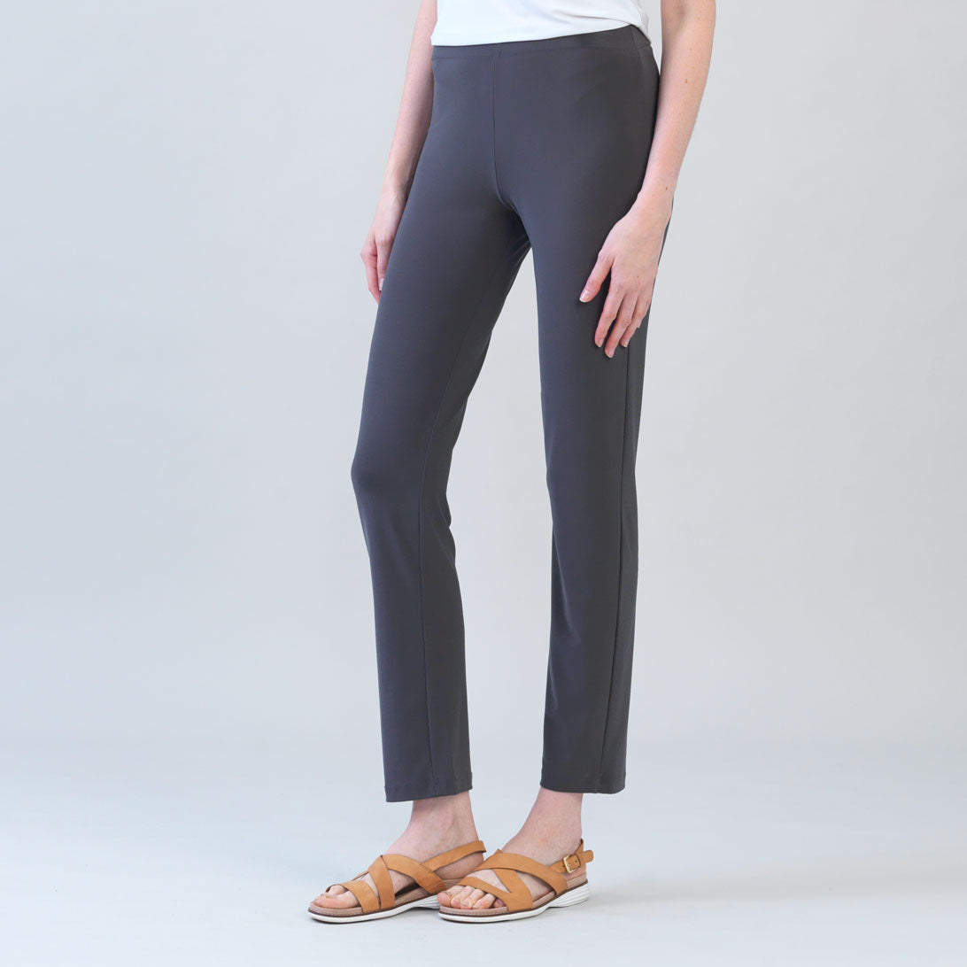 Laura Straight Chino Pant in Navy Laura Straight Chino Pant in Navy