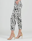 Jogger Pocket Capri - Abstract Rose