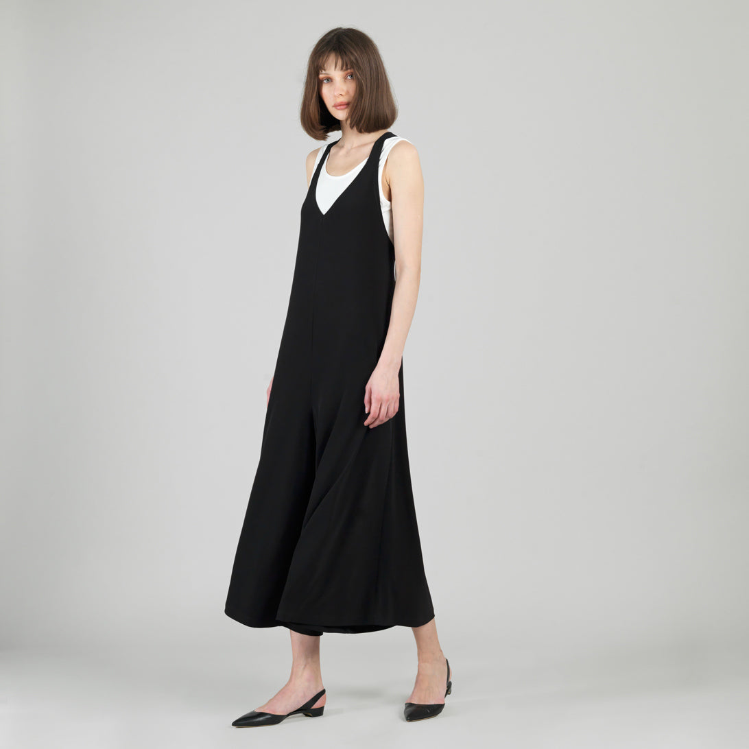 【WOOHWA】OPS 2WAY LACE UP OPS V-Neck Cross Back Jumpsuit - Black – Clara Sunwoo