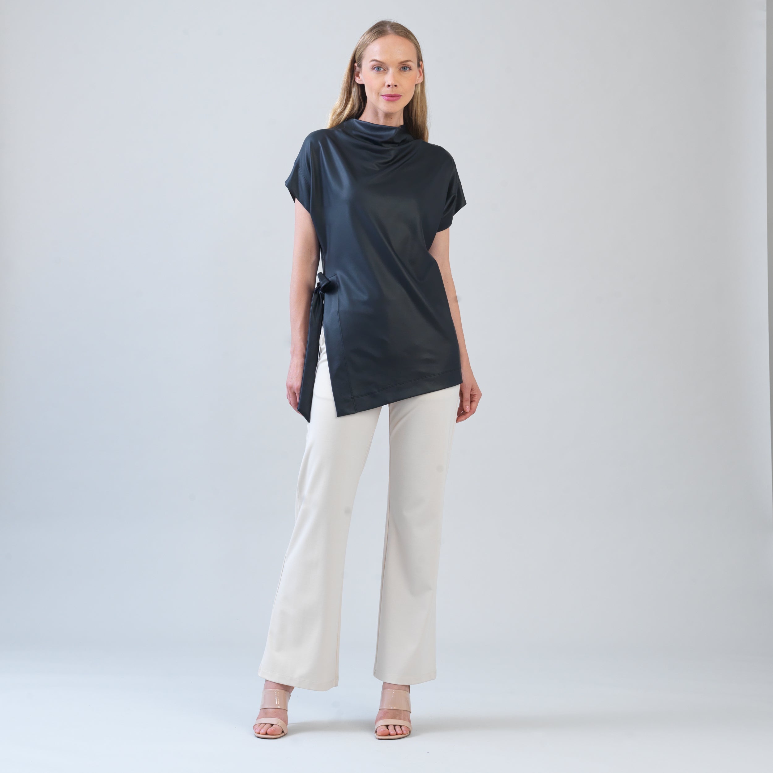 TU23LR-BLACK-FRONT.jpg?v=