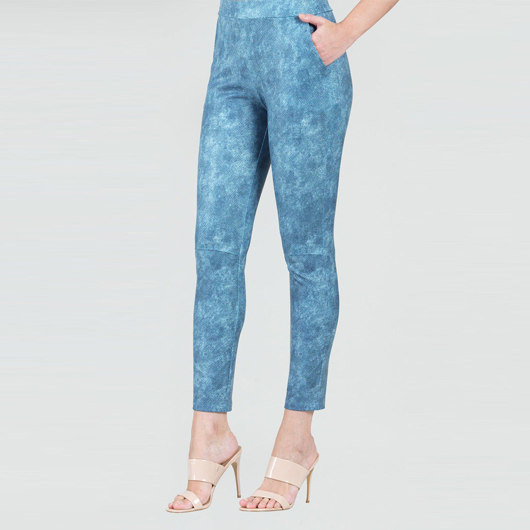 Liquid Leather™ - Textured Skinny Pocket Pant - Denim Print