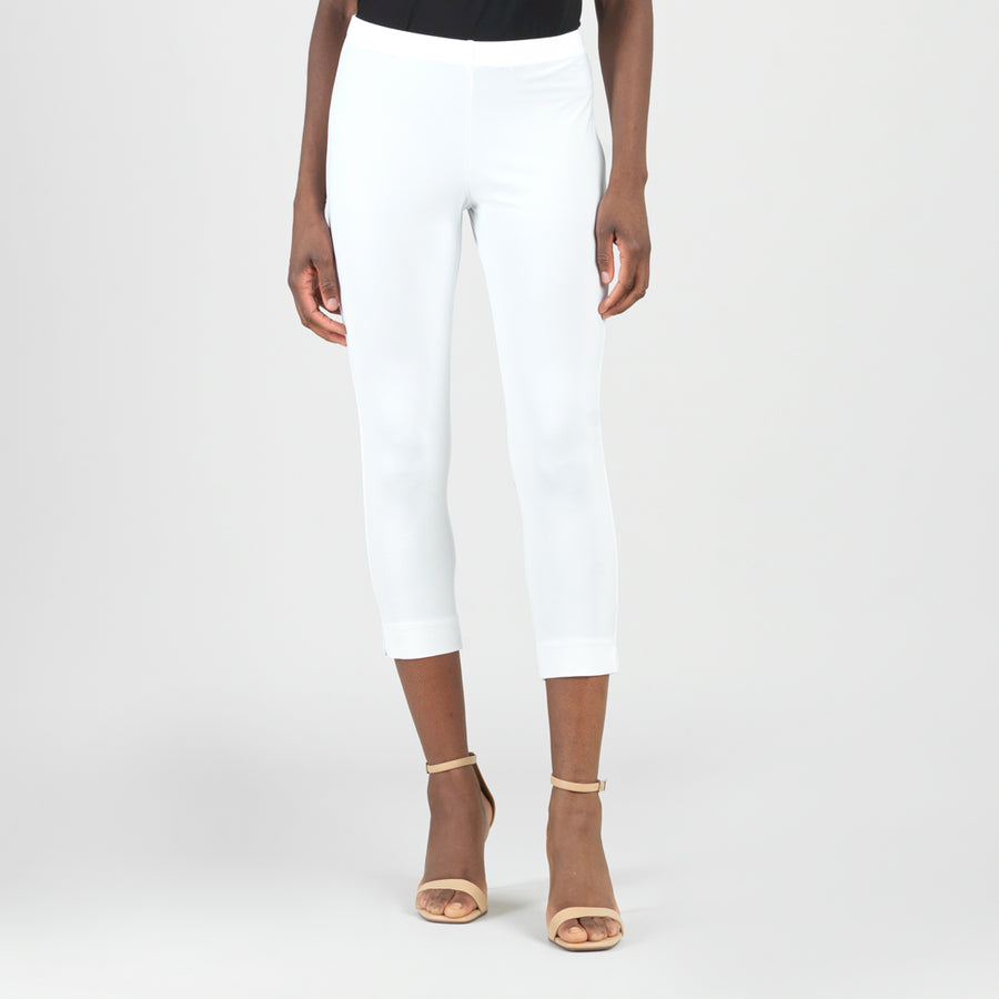 Signature Pull-On Capri - 3 Colors