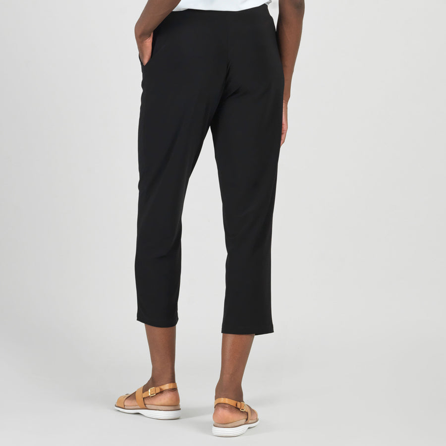Signature Jogger Pocket Capri - Black