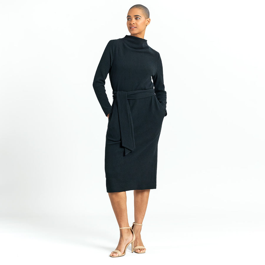 Chunky Ribbed - Tie Waist Pocket Midi Sweater Dress - Black