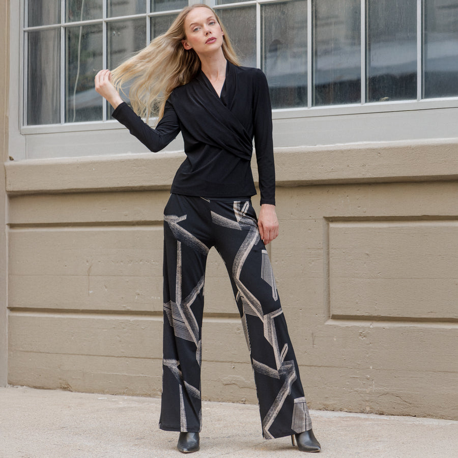 Signature Wide Leg Pocket Pant - Linear Geo