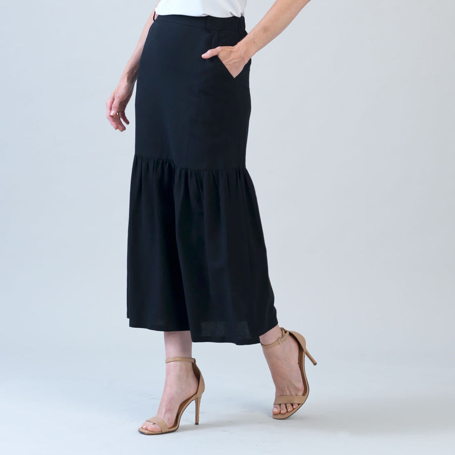 Linen Knit - Tie Waist Tiered Maxi Skirt - Black - Final Sale