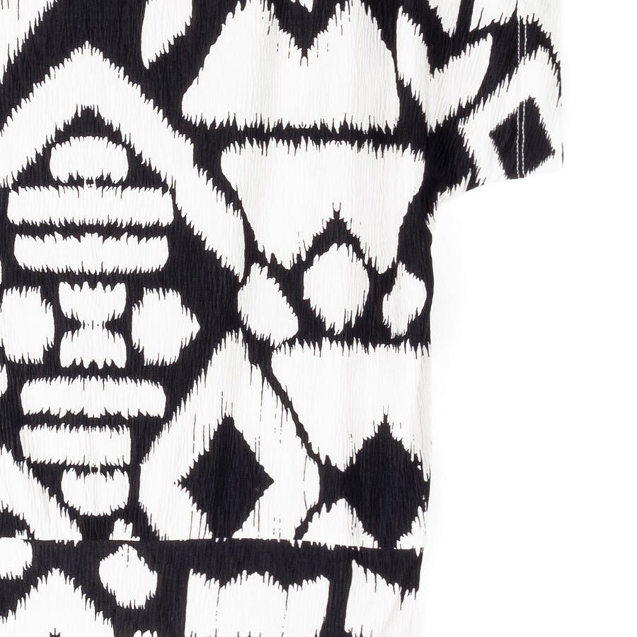 Crinkle Pleat Knit - Dolman Short Sleeve Top - Aztec