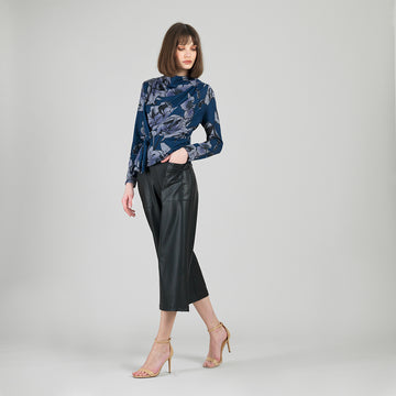 Ultra Cozy - Long Sleeve Loop Front Sweater Top - Rose Sketch