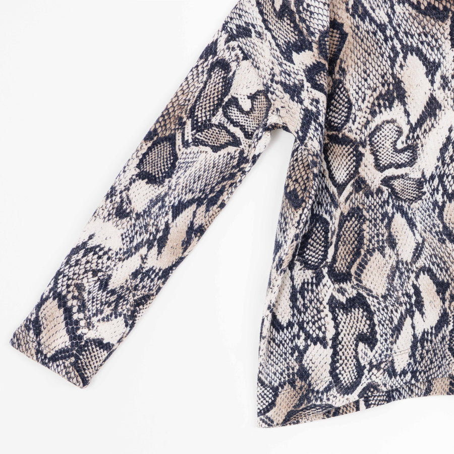 Cozy Texture - Tipped Hem Sweater Top - Python Scale