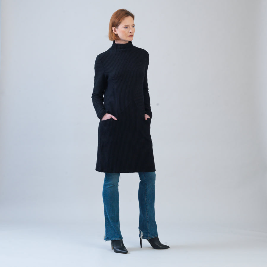Chunky Ribbed - Tunic Pocket Sweater Dress - Black - Final Sale!